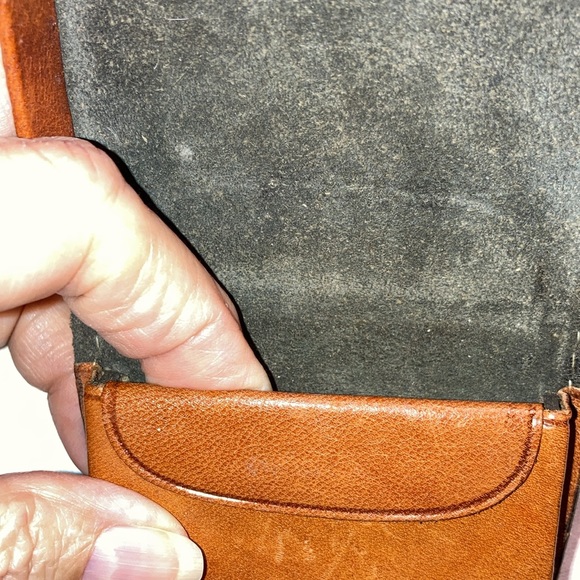 COIN PURSE caramel color leather from Mexico, embossed designs. $10 - Picture 2 of 5
